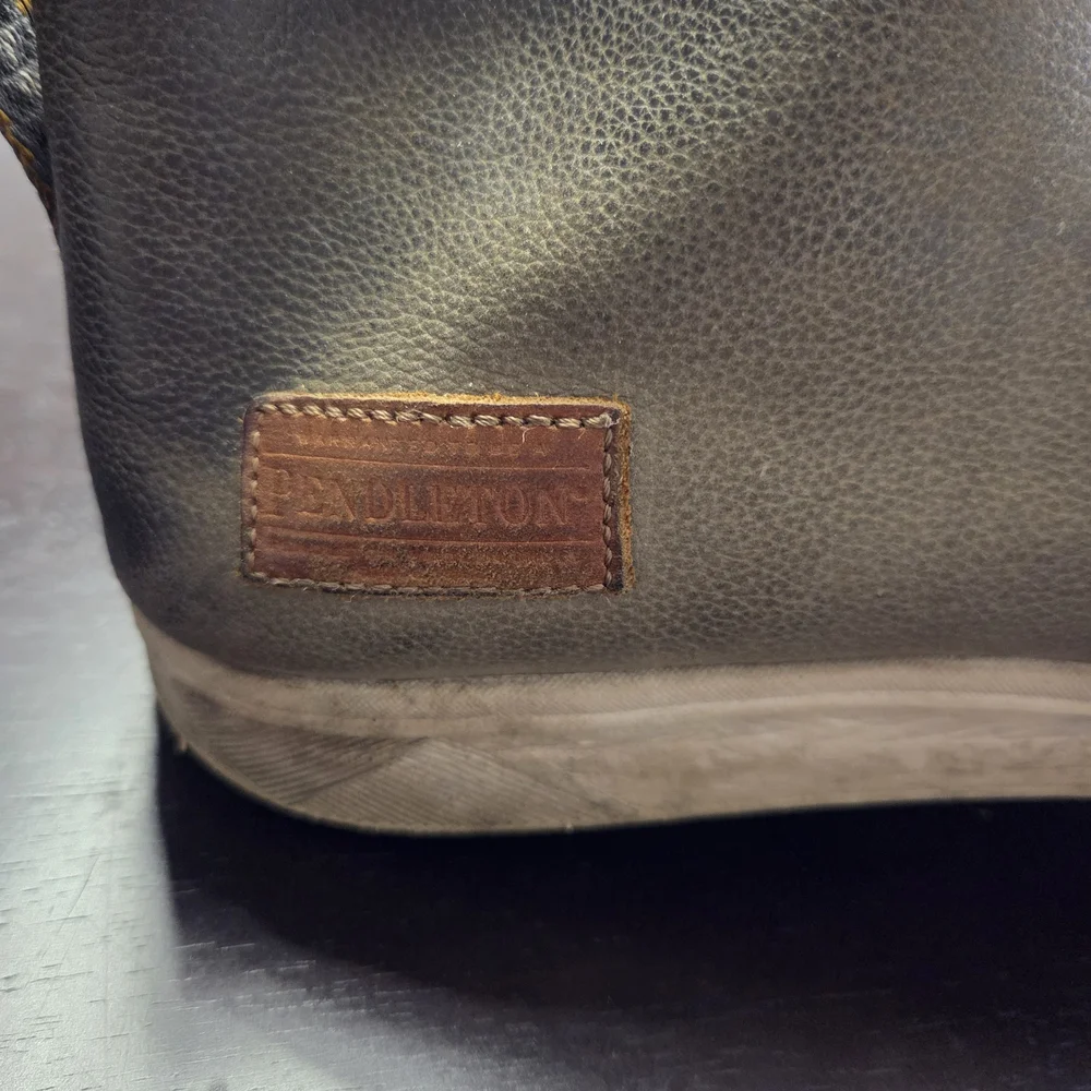 Pendleton Mens Wool Leather Chukka Boots Vibramt Sole Grey Green Sz 9